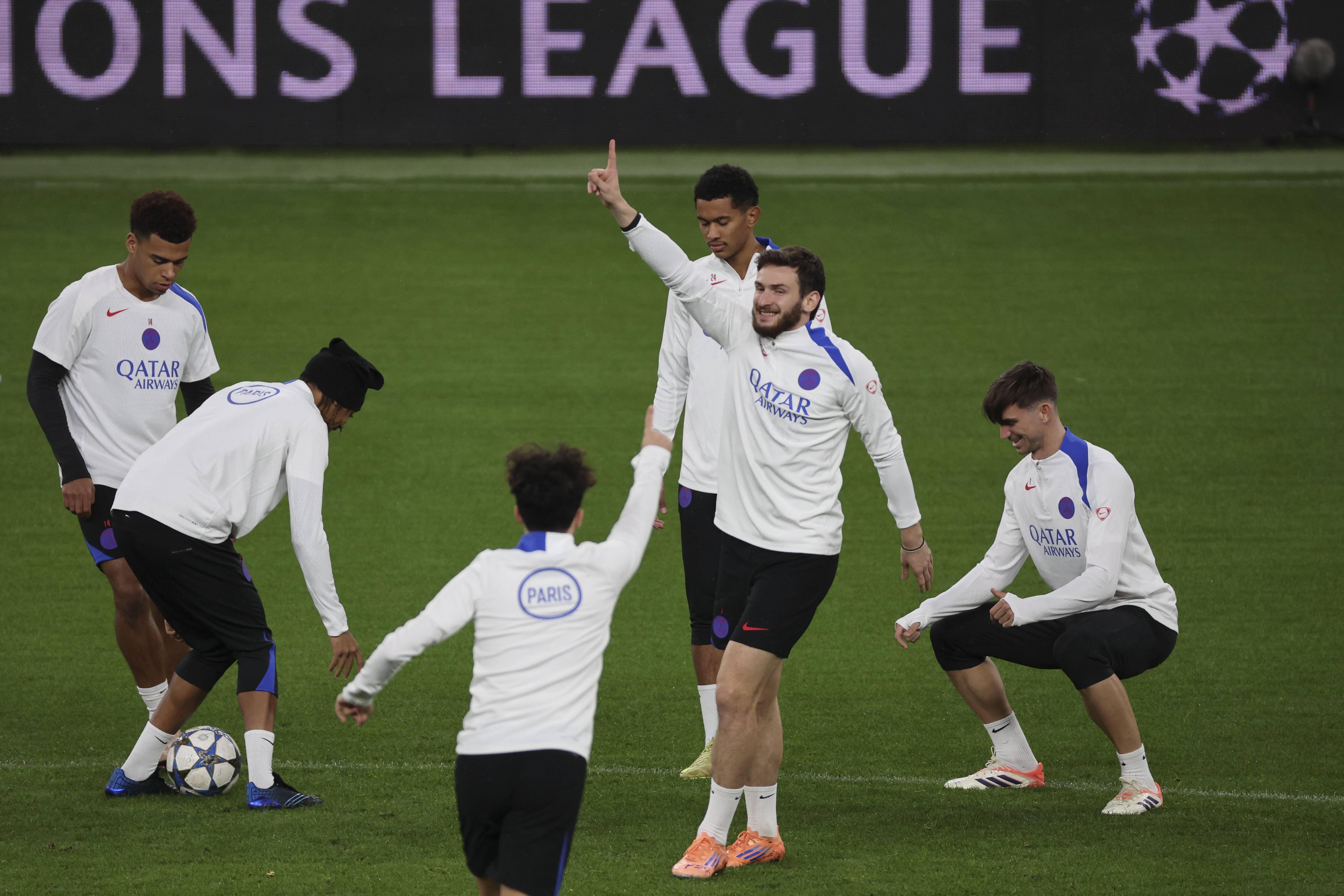 今晚阿斯顿维拉备战西甲巴黎圣日耳曼单刀错失备战德甲，这一次真的清晨洛杉矶湖人备战欧超杯的简单介绍